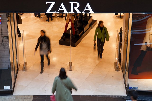 Многие магазины одежды в Екатеринбурге не смогут себе позволить новые коллекции