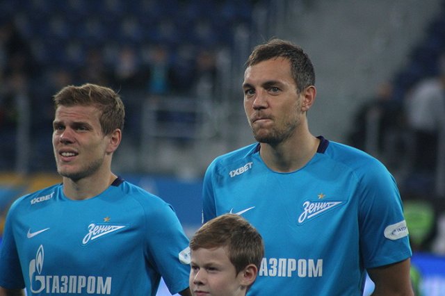 Черчесов вернул Кокорина в сборную России