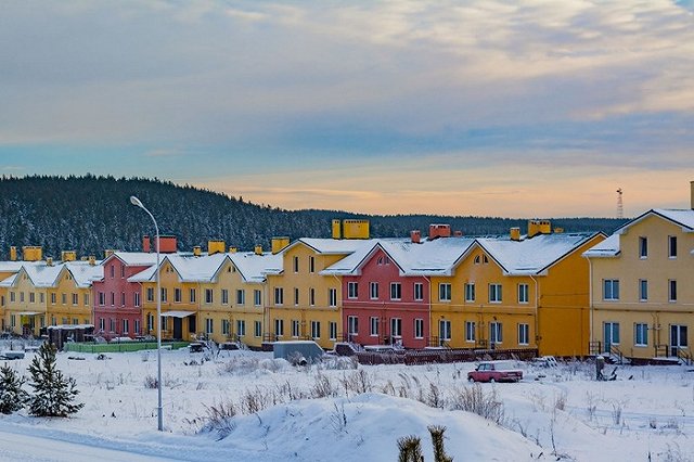 Жители загородного поселка обнаружили на своей территории ферму криптовалюты