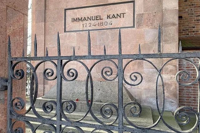 В Калининграде напомнили Шольцу, что Кант умер российским подданным