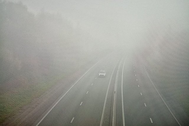 Движение на трассе Пермь — Екатеринбург осложнено из-за тумана