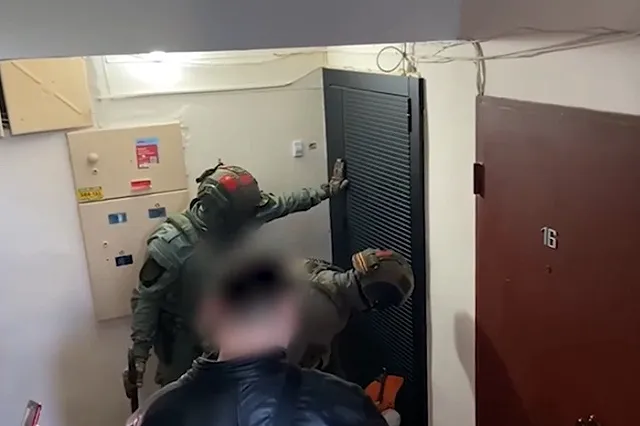 В Свердловской области задержали группировку, помогавшую украинским мошенникам