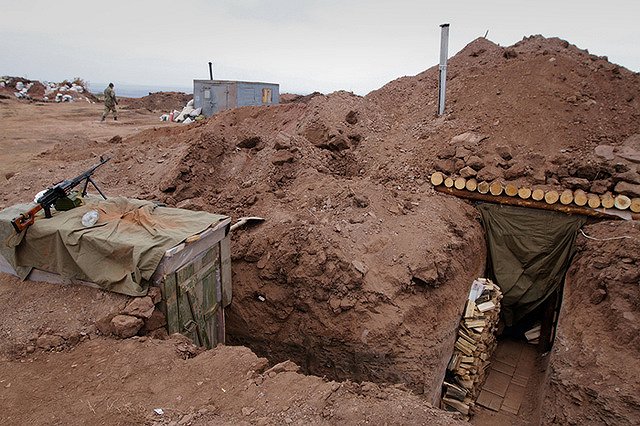 В районе Горловки заметили трехкилометровую колонну танков