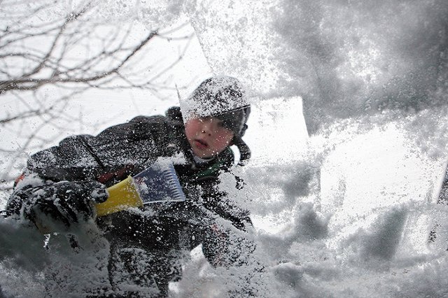 Жители Екатеринбурга на форумах делятся советами, как завести машину в мороз