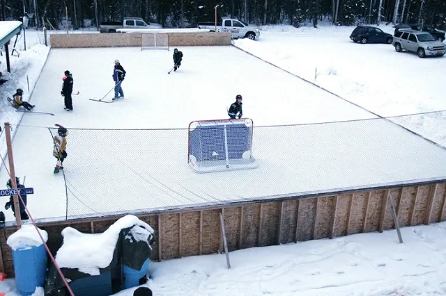 Где в городе покататься на коньках и поупражняться с клюшкой и шайбой бесплатно