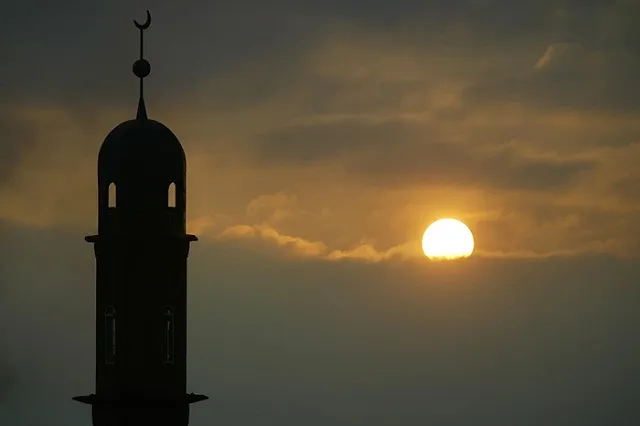 Литва приняла двух чеченских геев