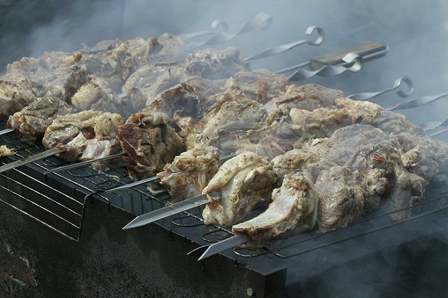 Власти запретят жарить шашлыки во время чемпионата мира по футболу
