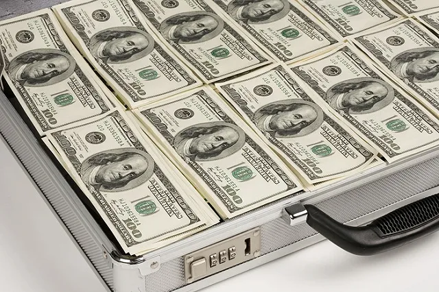 Вознаграждения правлению «Роснефти» в январе—июне выросли на 15%