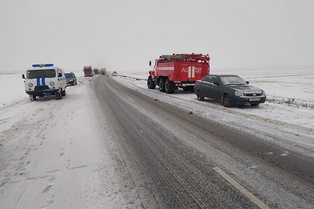 Два человека погибли утром с столкновении с фурой на трассе под Тугулымом