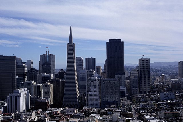 Телевизионную съёмочную группу в США ограбили в прямом эфире