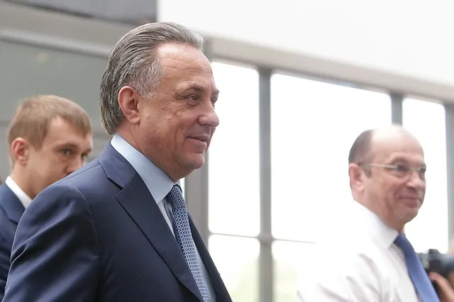 Источник: Отставку министра спорта Виталия Мутко отложили на конец сентября