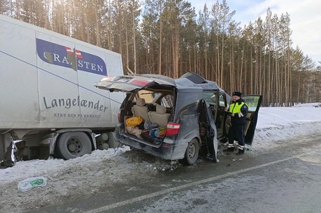 Отец девятерых детей, попавший в ДТП на Тюменском тракте, умер