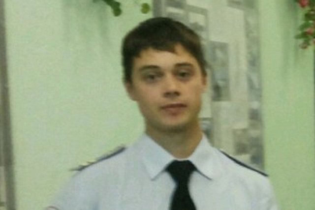 На Урале полицейский с другом погибли в гараже, решив погреться