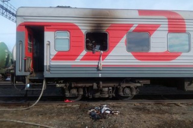 На Ямале мужчина сжег вагон поезда после замечания