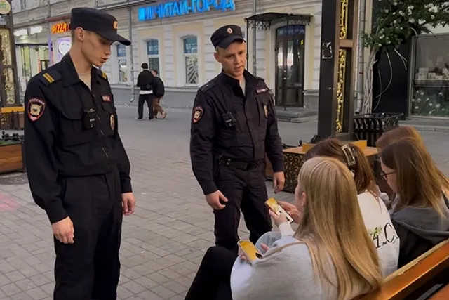 Десятки подростков задержаны в Екатеринбурге