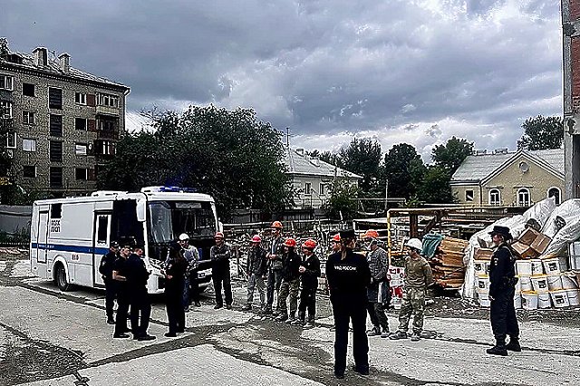 Мигрантам пригрозили лишением гражданства за нарушение закона