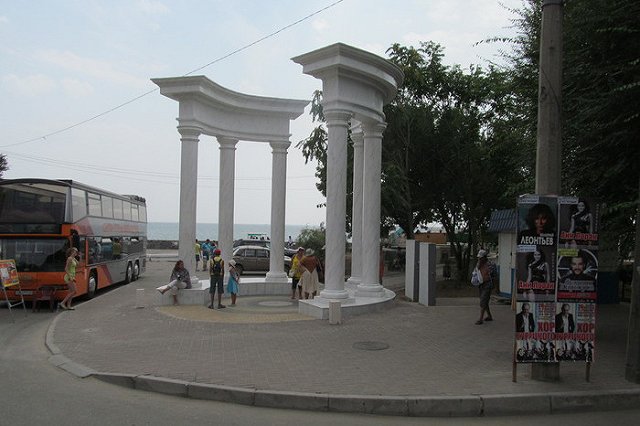 Турпоток в Крым восстановился почти до уровня 2013 года