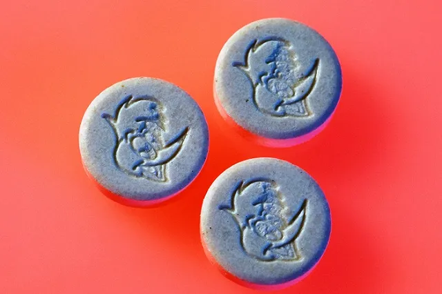 В Челябинске «очумелец» торговал цветной бумагой, пропитанной «синтетикой»