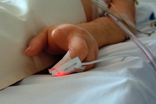 Тело четвертого погибшего извлекли из-под завалов при обрушении кровли на ЗиКе