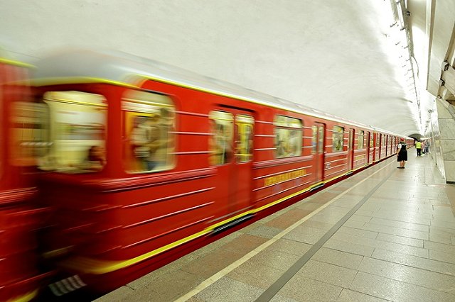 Пассажиры метро рассказали о луже крови на станции «Третьяковская»