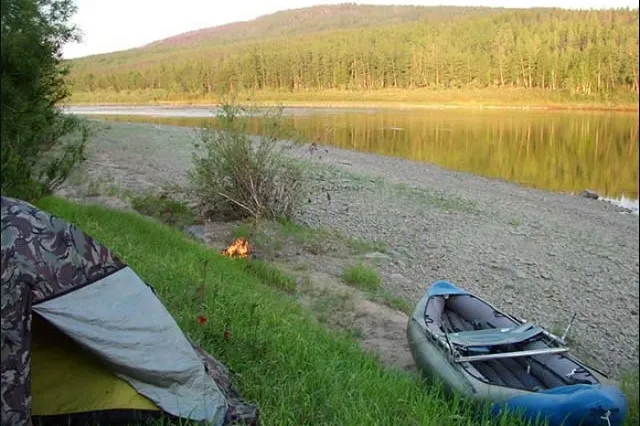 Тела двух рыбаков найдены в озере под Серовом