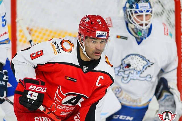 «Автомобилист» проиграл второй матч подряд