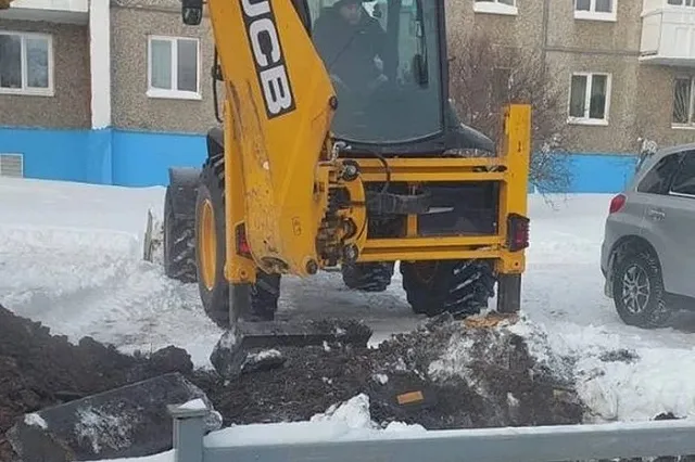 Свердловчанам отрубили отопление и горячую воду перед Новым годом