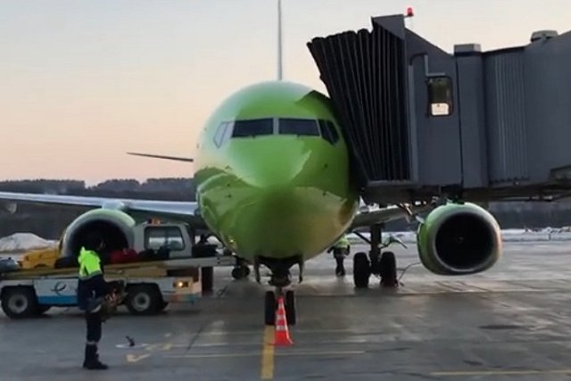 Baza: в Шереметьево во время посадки на рейс подрались двое военнослужащих