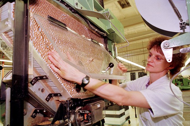 Imperial Tobacco закроет старейшую табачную фабрику в России из-за убытков