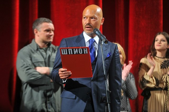 Бондарчук заступился за Минкультуры после переноса фильма о Паддингтоне