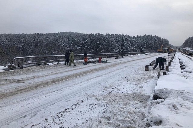 В Свердловской области отремонтируют десятки дорог, которые ведут к больницам