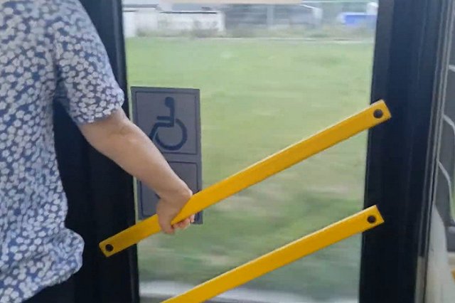 На Урале расторгнут контракт с перевозчиком, в автобусе которого взорвалась кипятком печка