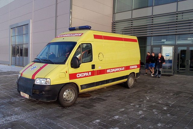 ЧП в Академическом: три человека при раскопках напоролись на кабель