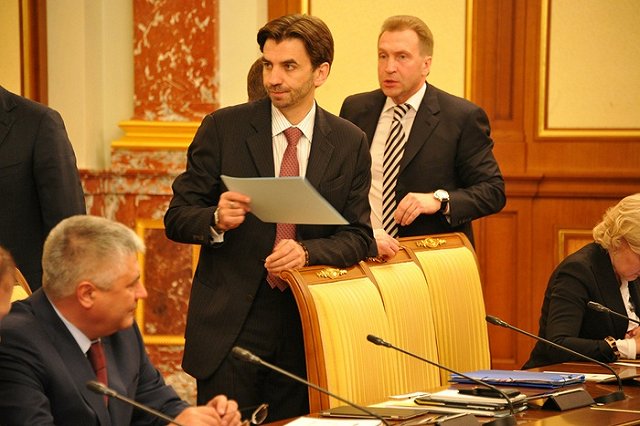 «Личная гвардия» патриарха Кирилла пошла в атаку на команду Медведева