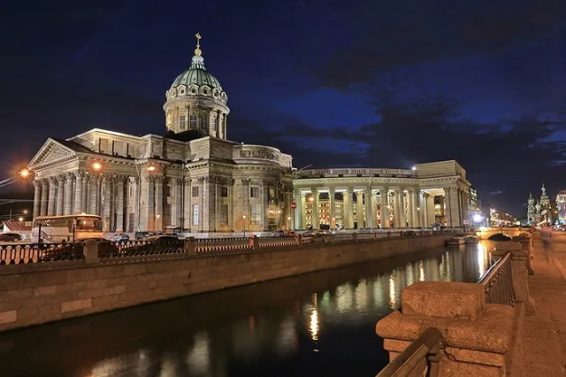 Террористы ИГ собирались подорвать себя в Казанском соборе Петербурга