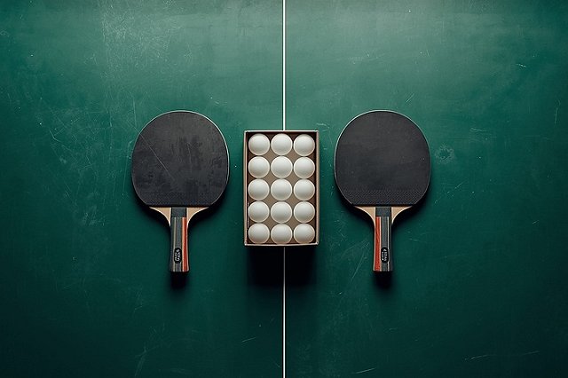 В Екатеринбурге продавец судится с Кольцовской таможней из-за одного шарика для пинг-понга