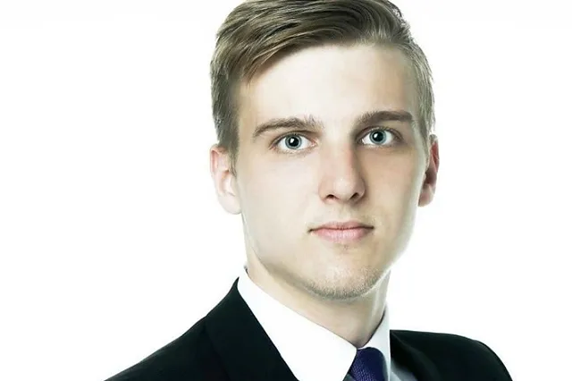 Комсомольцы подрались с коммунистами на заседании свердловского обкома КПРФ