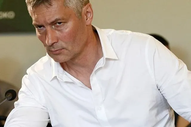 «Если есть возможность — уезжайте»: Ройзман дал напутствие школьникам