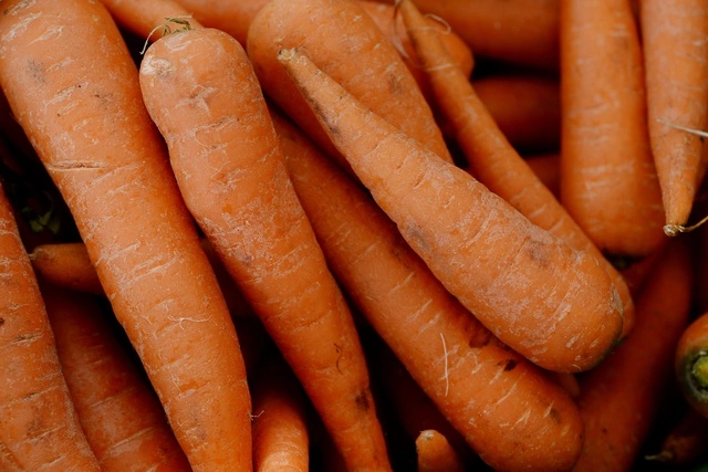 В магазинах Владивостока появилась морковь по 2,5 тыс. рублей за килограмм