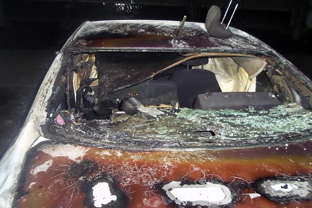 Всю сегодняшнюю ночь по городу полыхали автомобили