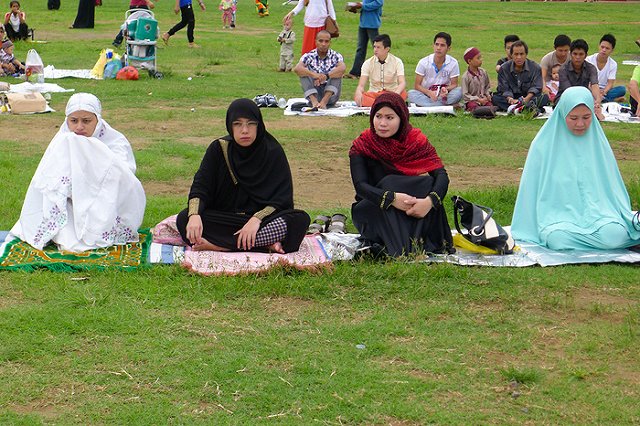 Няня отрезала ребенку голову, узнав, что стала второй женой