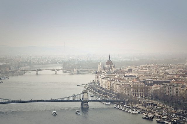 Венгрия первой в ЕС зарегистрировала вакцину «Спутник V»