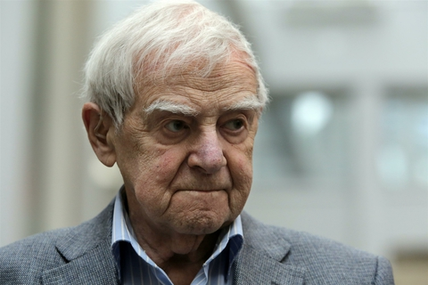 Мединский проиграл суд по делу о ромовых бабах