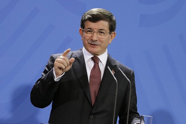 Турецкий премьер посоветовал Асаду остаться в России