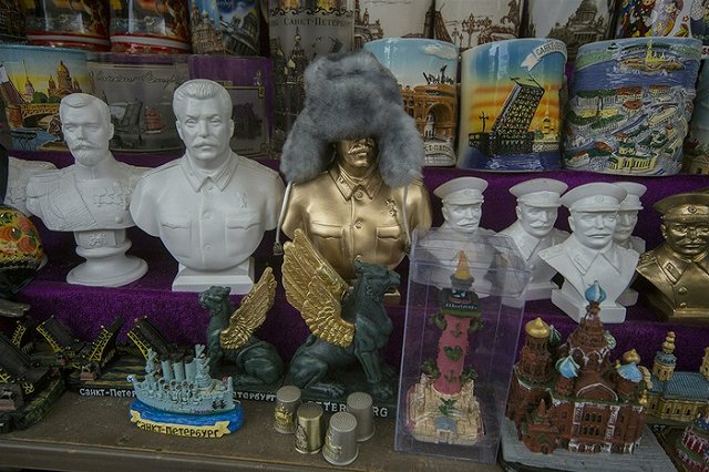 В Екатеринбурге Роскомнадзор напомнил доносчику, что понятия «враг народа» нет