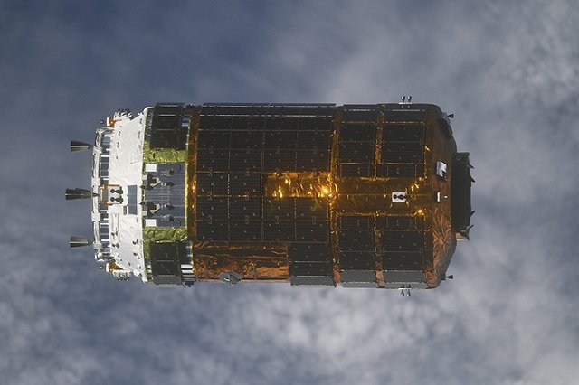 Екатеринбургский космонавт отправил на Землю японский грузовик