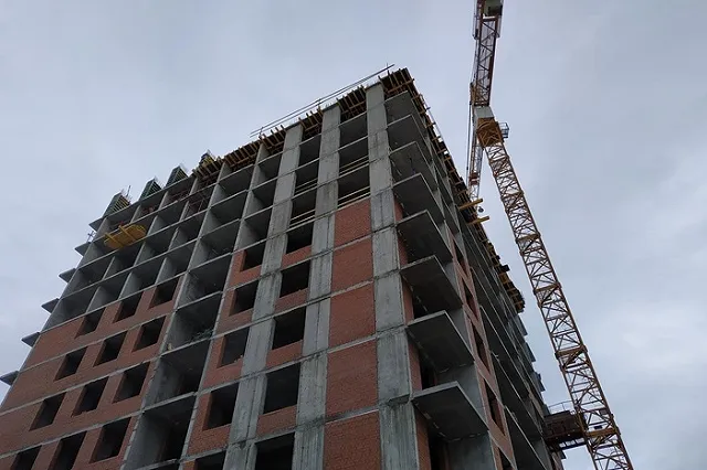 Медведев выступил за полный отказ от долевого строительства в будущем