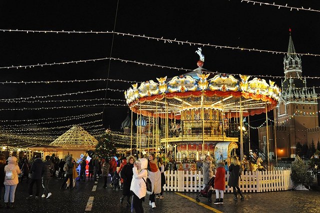 В Госдуме заявили о необходимости сокращения новогодних праздников