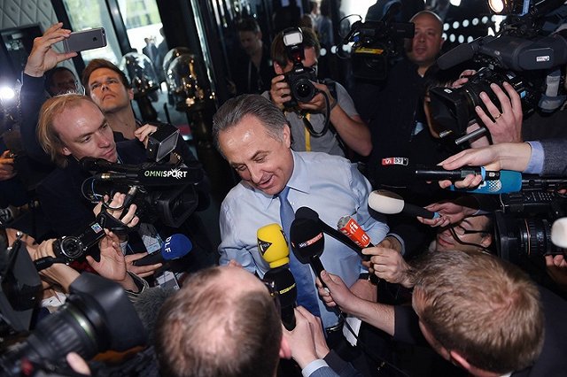 Мутко оговорился: «Сегодня-завтра подаю документы на пост президента ФИФА…»