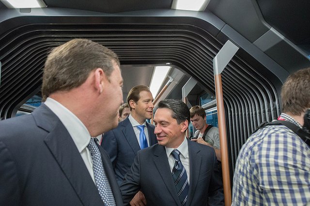 На юбилее гендиректора «УВЗ» выступили Анита Цой, Маликов и Кузьмин